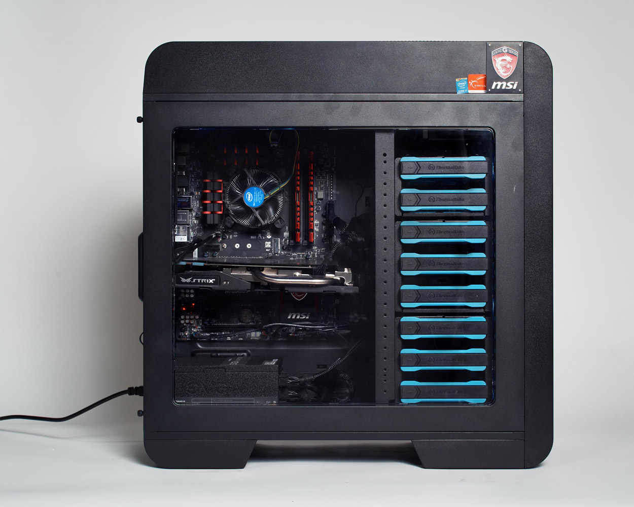 customized computer cases at a LAN party outside Philadelphia