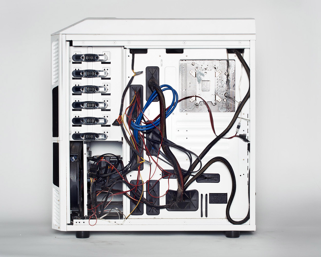 customized computer cases at a LAN party outside Philadelphia
