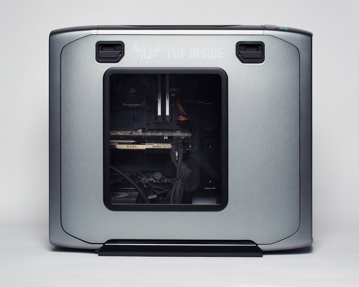 customized computer cases at a LAN party outside Philadelphia